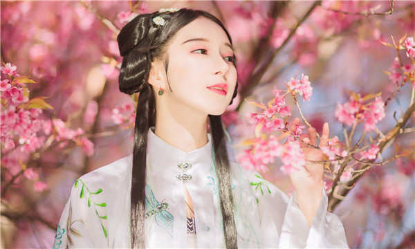 鄂托克前供卵试管婴儿：助您实现家庭梦想的科学方案